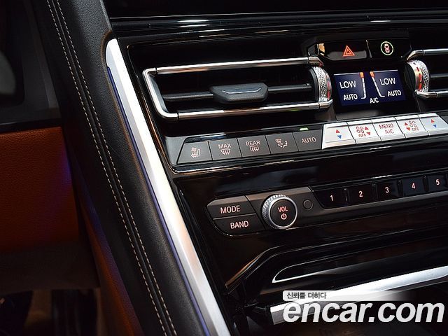 BMW 8 Series (G15) M850i xDrive Gran Coupe 2023 — фото 16