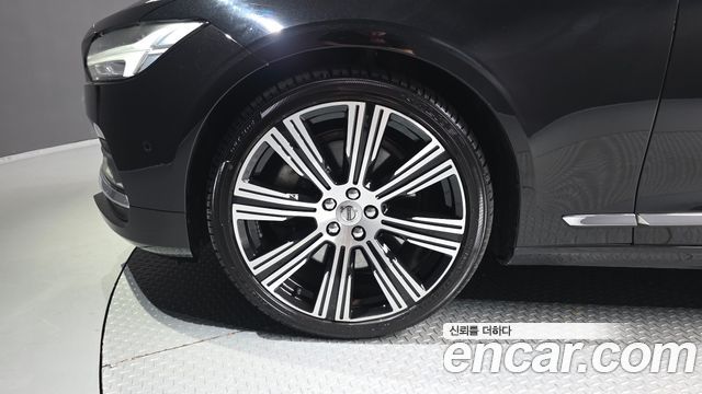 Volvo S90 B6 AWD Ultimate Bright 2023 — фото 5