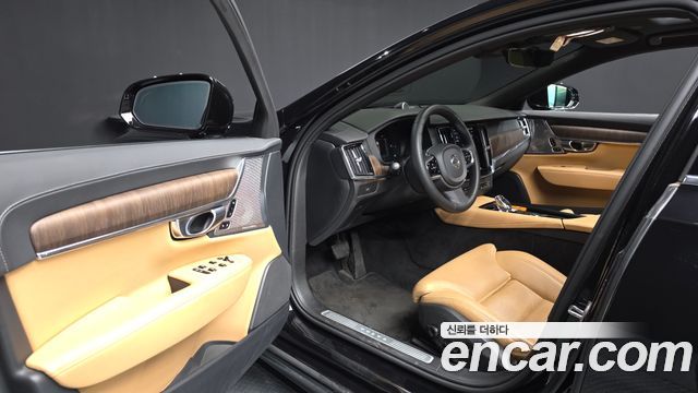Volvo S90 B6 AWD Ultimate Bright 2023 — фото 10