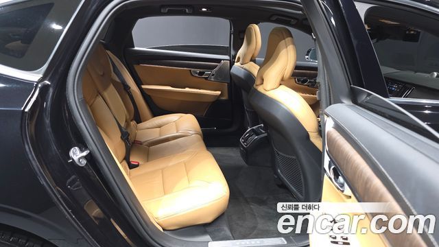 Volvo S90 B6 AWD Ultimate Bright 2023 — фото 12