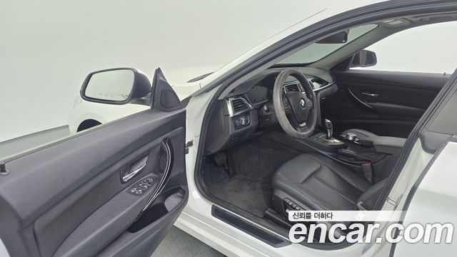 BMW 3 Series GT (F34) GT 320d 2018 — фото 10