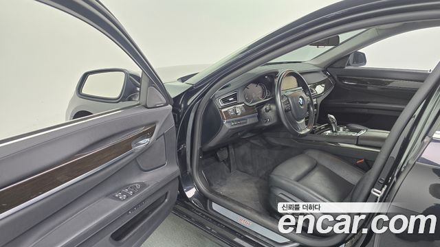 BMW 7 Series (F01) 730d xDrive 2014 — фото 10
