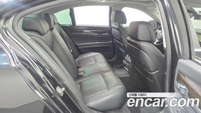 BMW 7 Series (F01) 730d xDrive 2014 — фото 11