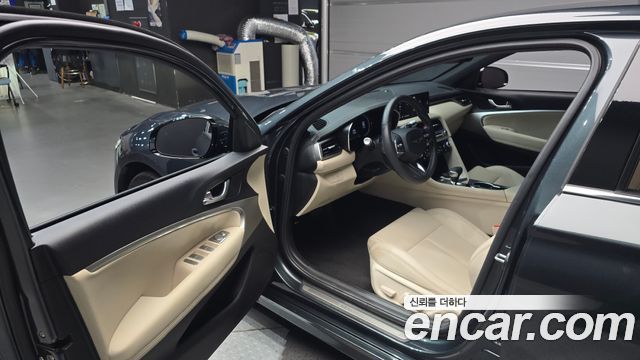 Genesis G70 Shooting Brake Gasoline 2.5T 4WD 2025 — фото 10