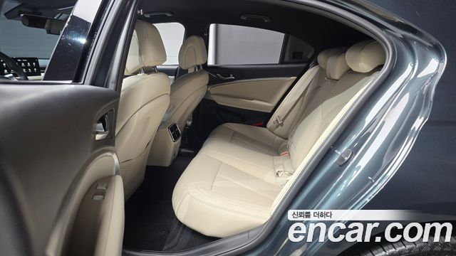 Genesis G70 Shooting Brake Gasoline 2.5T 4WD 2025 — фото 16