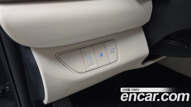 Genesis G70 Shooting Brake Gasoline 2.5T 4WD 2025 — фото 21