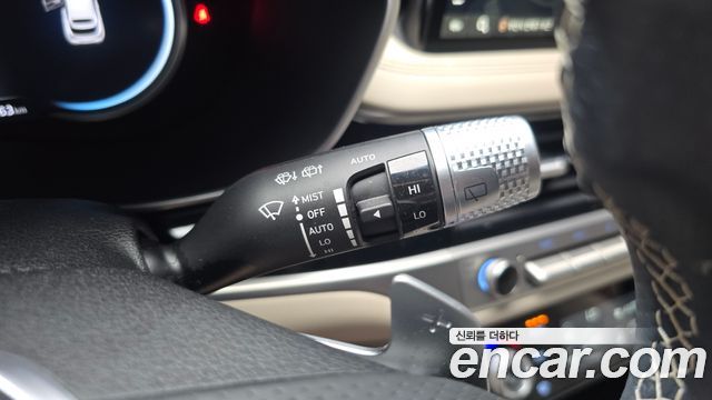 Genesis G70 Shooting Brake Gasoline 2.5T 4WD 2025 — фото 22