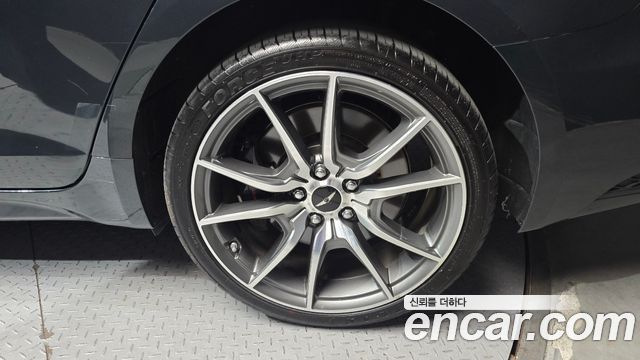 Genesis G70 Shooting Brake Gasoline 2.5T 4WD 2025 — фото 27