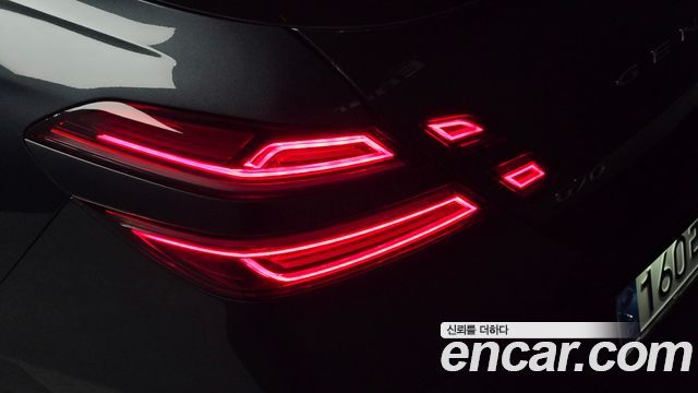 Genesis G70 Shooting Brake Gasoline 2.5T 4WD 2025 — фото 29