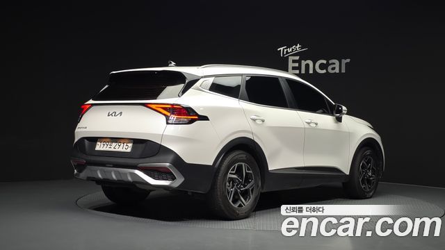 Kia Sportage (V) Diesel 2.0 2WD Prestige 2022 — фото 2