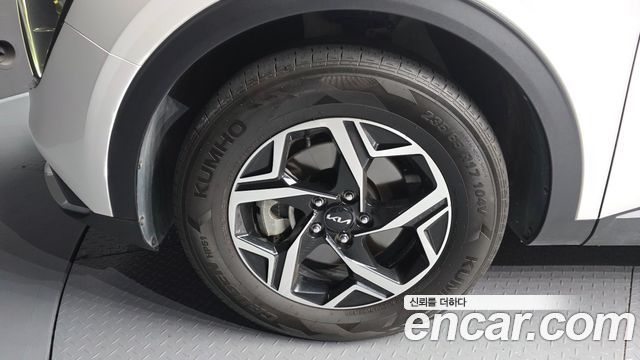 Kia Sportage (V) Diesel 2.0 2WD Prestige 2022 — фото 5