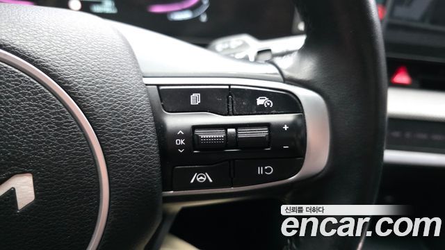 Kia Sportage (V) Diesel 2.0 2WD Prestige 2022 — фото 17