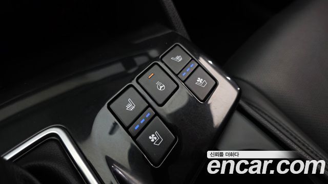 Kia Sportage (V) Diesel 2.0 2WD Prestige 2022 — фото 18
