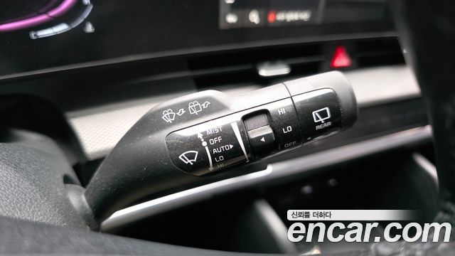 Kia Sportage (V) Diesel 2.0 2WD Prestige 2022 — фото 19