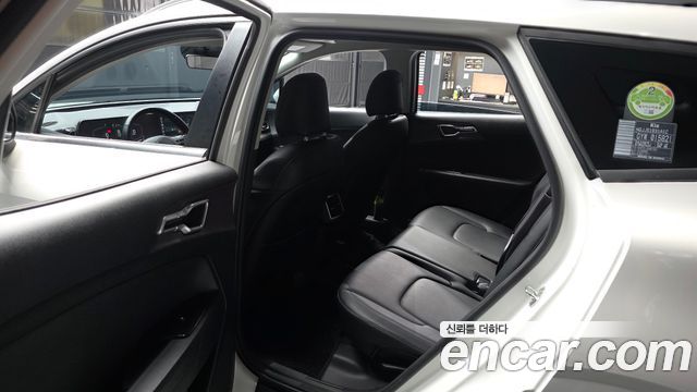 Kia Sportage (V) Diesel 2.0 2WD Prestige 2022 — фото 26