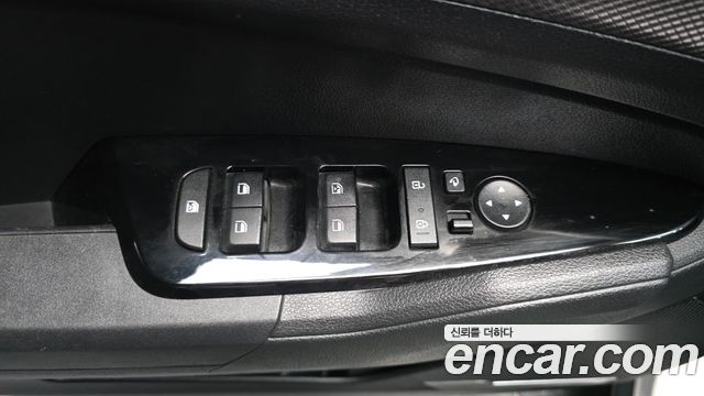 Kia Sportage (V) Diesel 2.0 2WD Prestige 2022 — фото 28