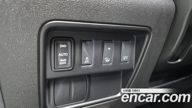 Renault Korea QM6 Diesel 4WD RE Signature 2017 — фото 40