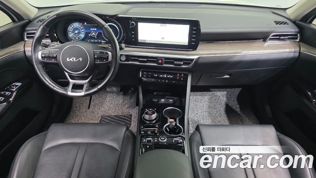 Kia K5 (III) 2.0 Noblesse 2023 — фото 7