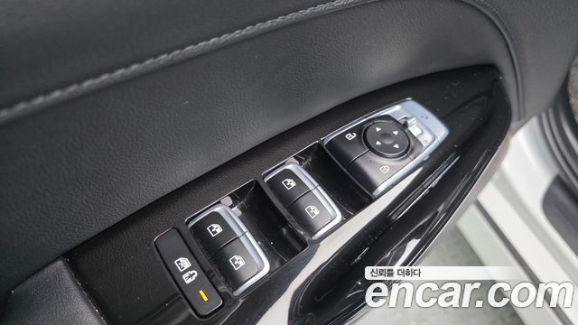 Kia K5 (III) 2.0 Noblesse 2023 — фото 16