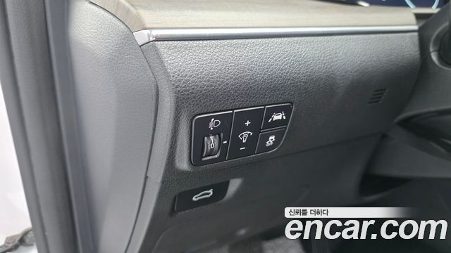 Kia K5 (III) 2.0 Noblesse 2023 — фото 17
