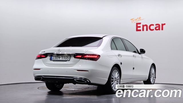 Mercedes-Benz E-Class (W213) E250 Exclusive 2021 — фото 2