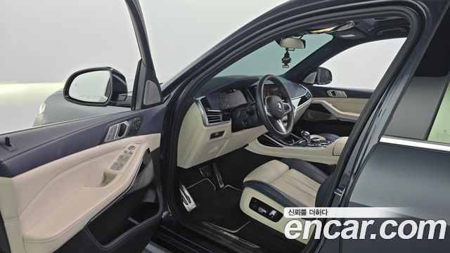 BMW X7 (G07) M50i 6STR 2021 — фото 10