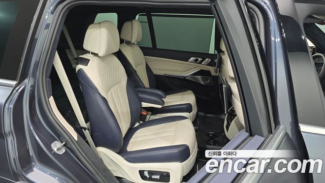 BMW X7 (G07) M50i 6STR 2021 — фото 11