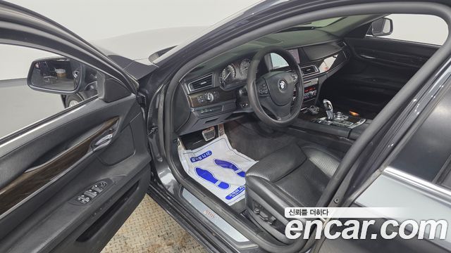 BMW 7 Series (F01) 730d 2012 — фото 10