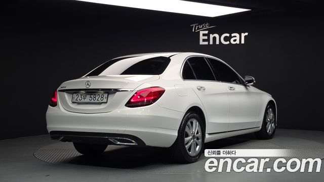 Mercedes-Benz C-Class (W205) C220 d Avantgarde 2019 — фото 2