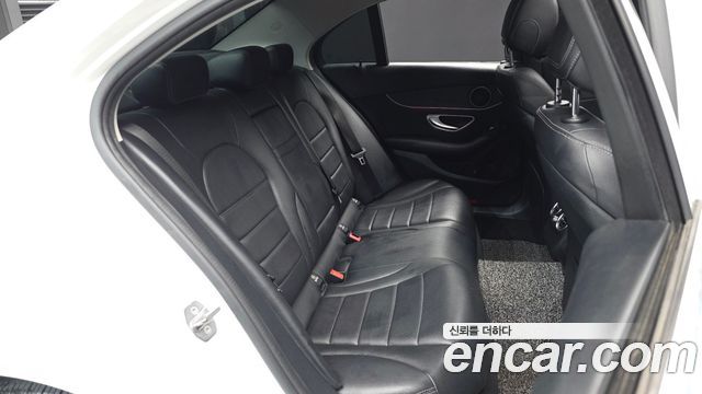 Mercedes-Benz C-Class (W205) C220 d Avantgarde 2019 — фото 12