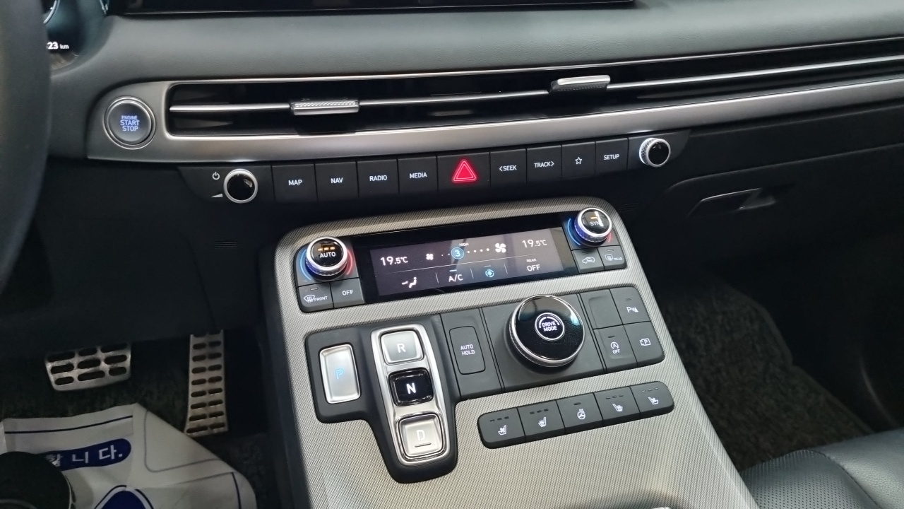 Hyundai Palisade Diesel 2.2 2WD Prestige 2023 — фото 9