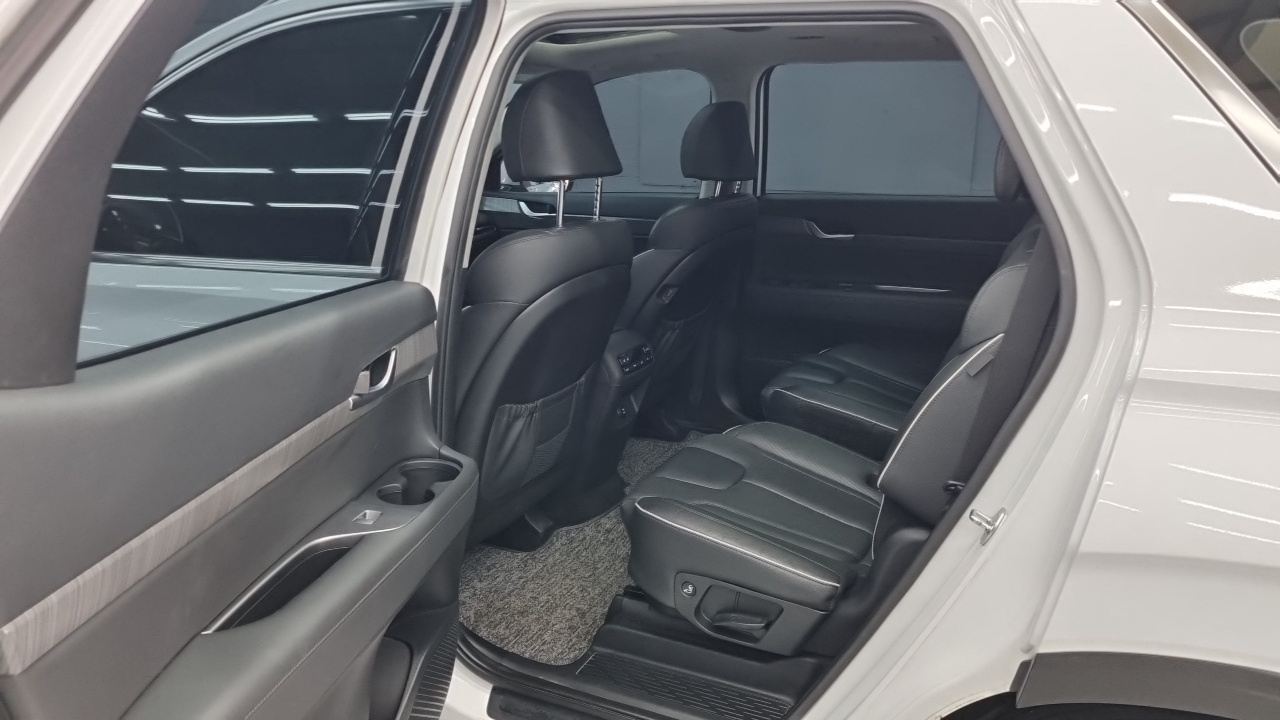 Hyundai Palisade Diesel 2.2 2WD Prestige 2023 — фото 15