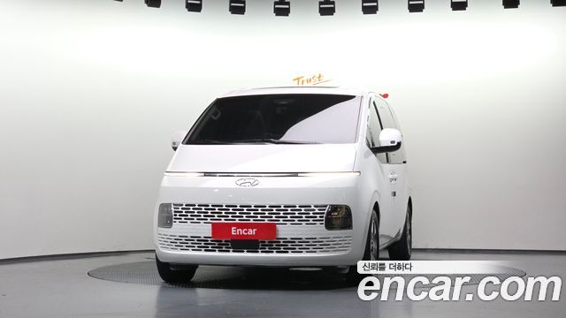Hyundai Staria Tourer 11-Seater Modern 2022 — фото 3