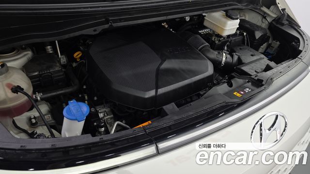 Hyundai Staria Tourer 11-Seater Modern 2022 — фото 6