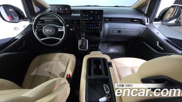 Hyundai Staria Tourer 11-Seater Modern 2022 — фото 7