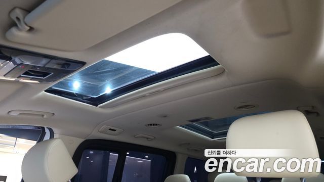 Hyundai Staria Tourer 11-Seater Modern 2022 — фото 19