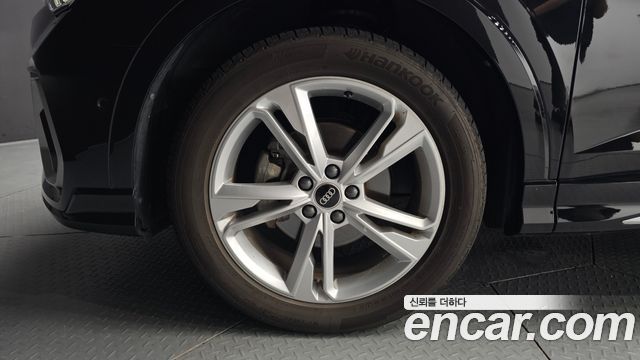 Audi Q3 (F3) 35 TDI Premium Sportback 2022 — фото 5