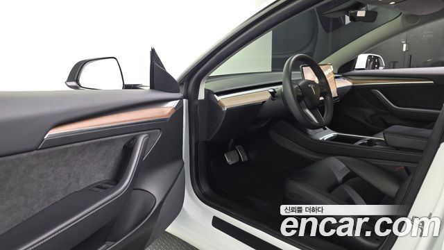 Tesla Model 3 Long Range AWD 2022 — фото 10