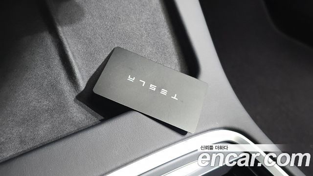 Tesla Model 3 Long Range AWD 2022 — фото 29