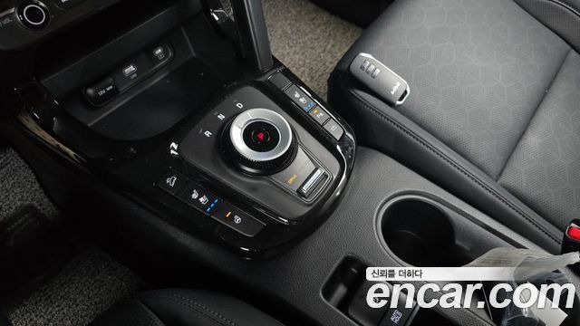 Kia Seltos Gasoline 1.6 Turbo 2WD Gravity 2023 — фото 9