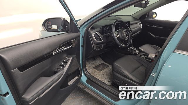Kia Seltos Gasoline 1.6 Turbo 2WD Gravity 2023 — фото 10