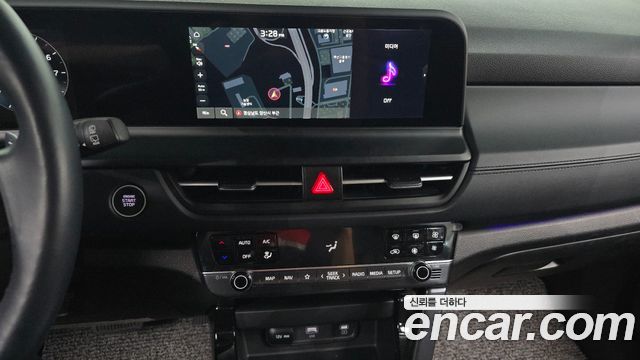 Kia Seltos Gasoline 1.6 Turbo 2WD Gravity 2023 — фото 16