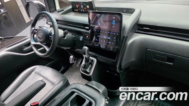 Hyundai Staria Cargo 3-Seater Modern 2023 — фото 7