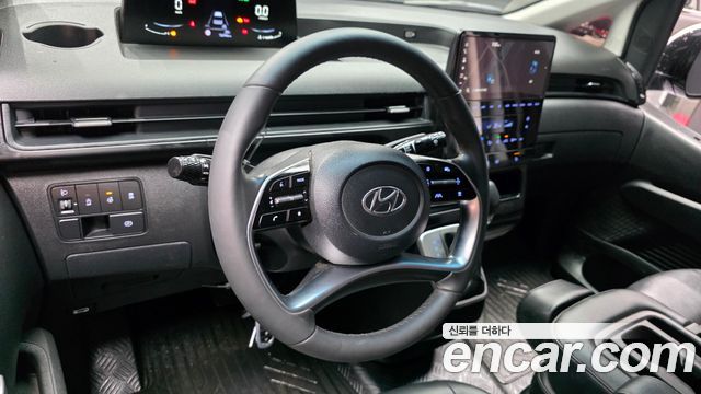 Hyundai Staria Cargo 3-Seater Modern 2023 — фото 13