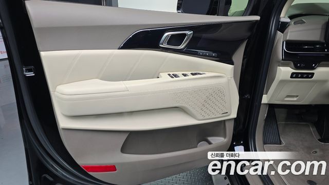 Kia Carnival (IV) Gasoline 7-Seater Hi Limousine Signature 2025 — фото 24
