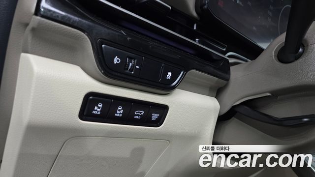 Kia Carnival (IV) Gasoline 7-Seater Hi Limousine Signature 2025 — фото 29