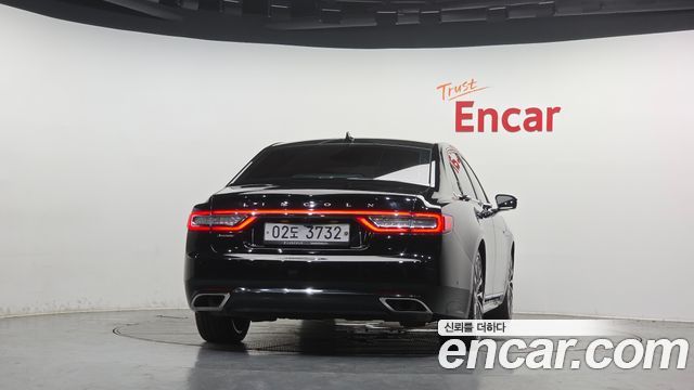 Lincoln Continental (X) 3.0 Presidential AWD 2018 — фото 4