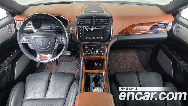 Lincoln Continental (X) 3.0 Presidential AWD 2018 — фото 7