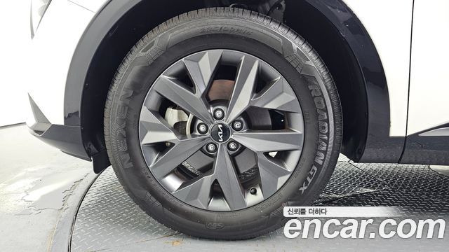 Kia Sportage (V) LPG 2.0 2WD Signature 2023 — фото 5