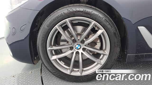 BMW 5 Series (G30) 520d xDrive M Sport Package Plus 2018 — фото 5